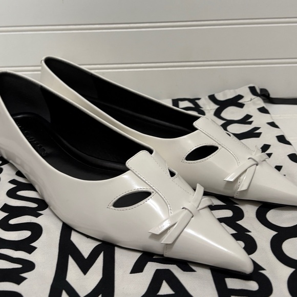 Marc Jacobs Shoes - MARC JACOBS The Kat White Ballerina Flat Dress Shoes Womens Size 41 US 11 NEW